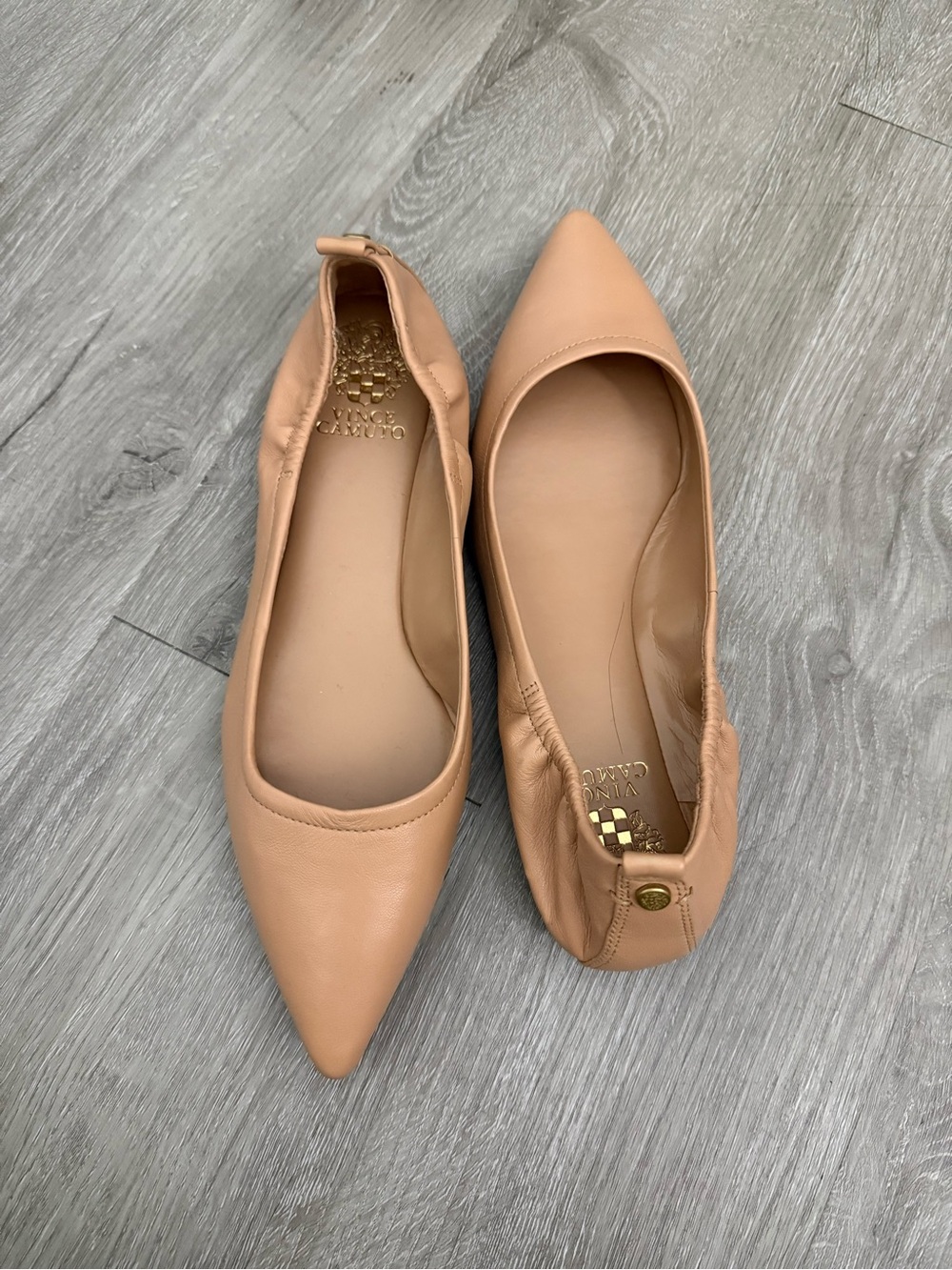 Vince Camuto Ashleah pointed toe ballet flats, Size 8, NEW - Sandstone